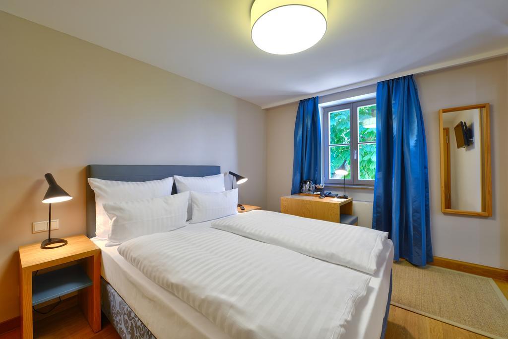 Vogelsburg Hotel Escherndorf Quarto foto